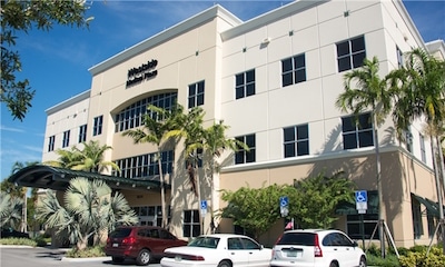 Hollywood Dermatology in Plantation, FL